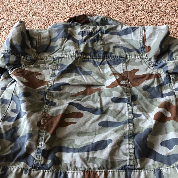Carters boys camouflage jacket. Button up - Picture 7 of 8